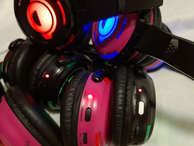 How to the adjust the silent disco headphone Volume